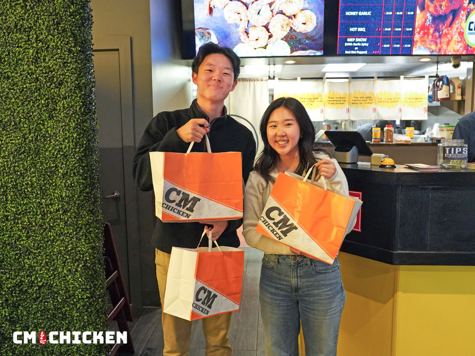 CM Korean Fried Chicken, 2105 South Jefferson Street, Chicago, IL, USA, Located in 88 Marketplace near Chinatown Chicago, Korean restaurant, Korean Food, Choong Man Chicken, tikkudak, tikku chicken, snow onion chicken, Korean fried chicken, fried chicken, spicy chicken, chicken wings, crispy chicken, boneless chicken, french fries, k-food, Korean food near me, fried chicken near me, take out, delivery, chicken delivery, to go, restaurants near me, food near me, place to eat, places to eat near me, diner, restaurants nearby, local restaurants, take out restaurants