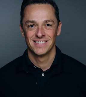 Ventura Barba_Headshot.png