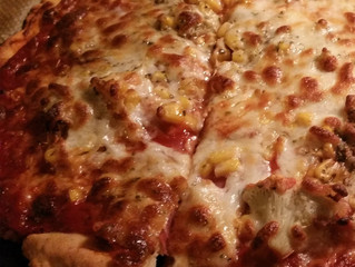 Glutenfreie Pizza mit Quark-Öl-Teig