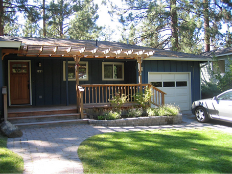 Example of the benefits of professional painting on the exterior of a home in Bend