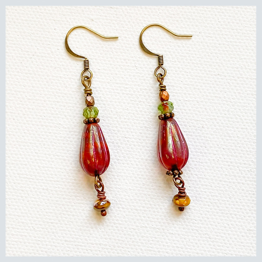 Earrings in a Flash (In Person)