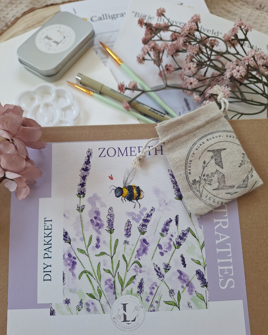 DIY aquarelpakket - Bijtje in lavendelveld