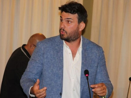 Il Pd lascia la maggioranza