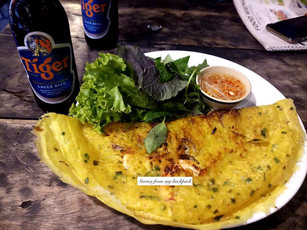 Banh Xeo, savoury pancake, where to eat pho in ho Chi Minh city, best food in Vietnam, what to eat in Vietnam, food dictionary for Vietnam, best Vietnamese food, Vietnamese noodle soup, Vietnamese pancake