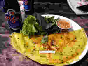 Banh Xeo, savoury pancake, where to eat pho in ho Chi Minh city, best food in Vietnam, what to eat in Vietnam, food dictionary for Vietnam, best Vietnamese food, Vietnamese noodle soup, Vietnamese pancake