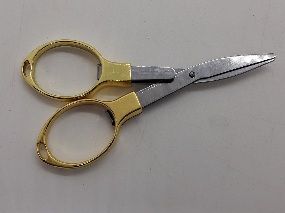 Thumbnail: Gold fold away embroidery scissors 