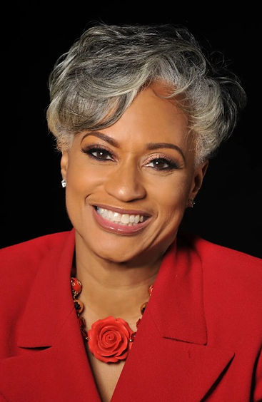 LESLIE ANDREWS.jpg