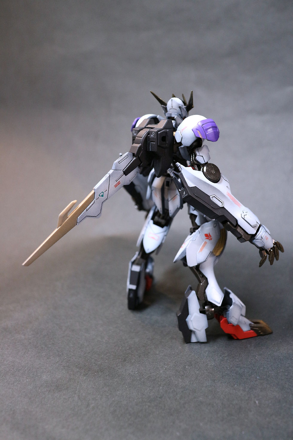 サムネイル： HGIBO ガンダムバルバトスルプスレクス