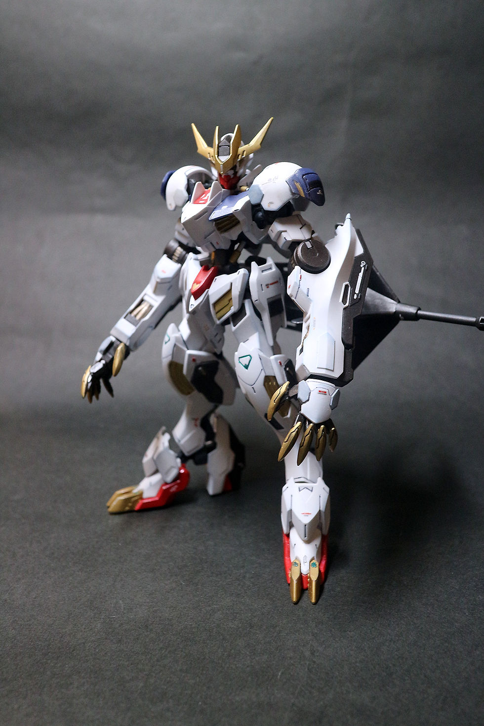 サムネイル： HGIBO ガンダムバルバトスルプスレクス