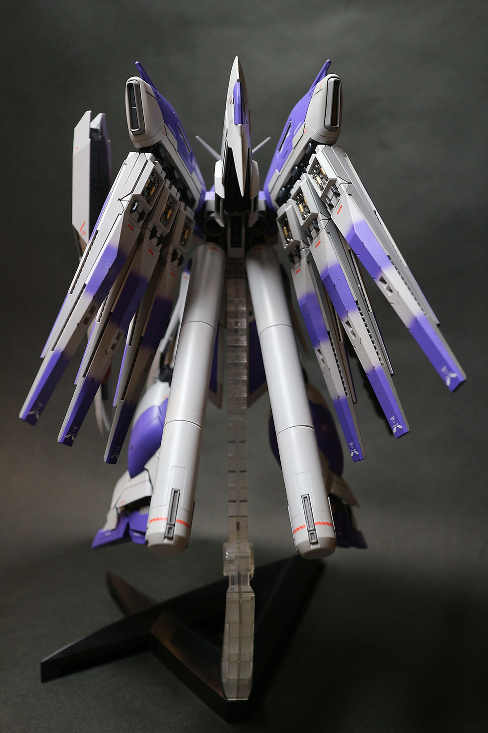 サムネイル： MG Hi-νガンダム