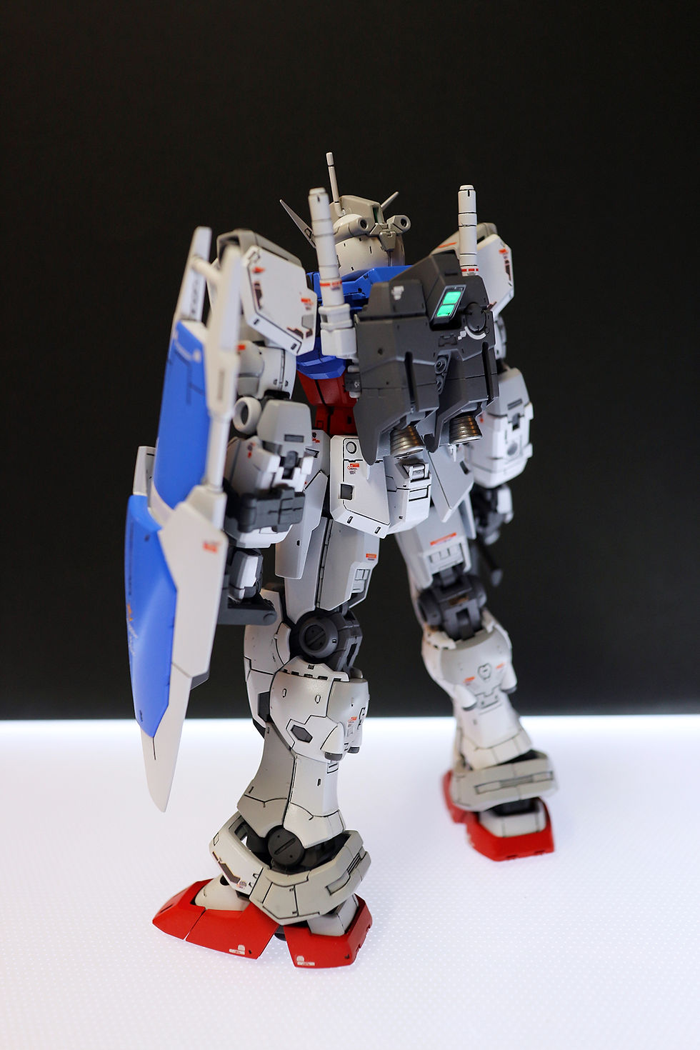 サムネイル： RG ガンダム試作一号機