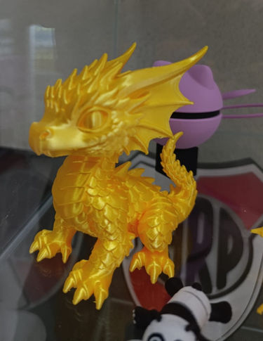 Dragón dorado