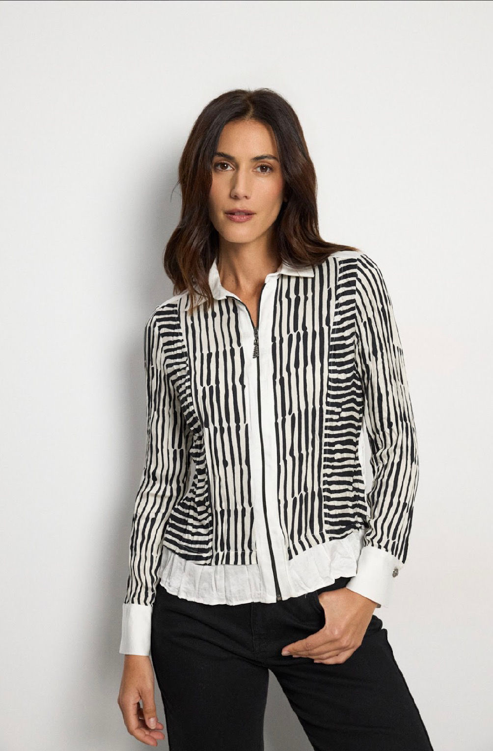 Tinta Leonila Twist Non-Iron broken Stripe Blouse