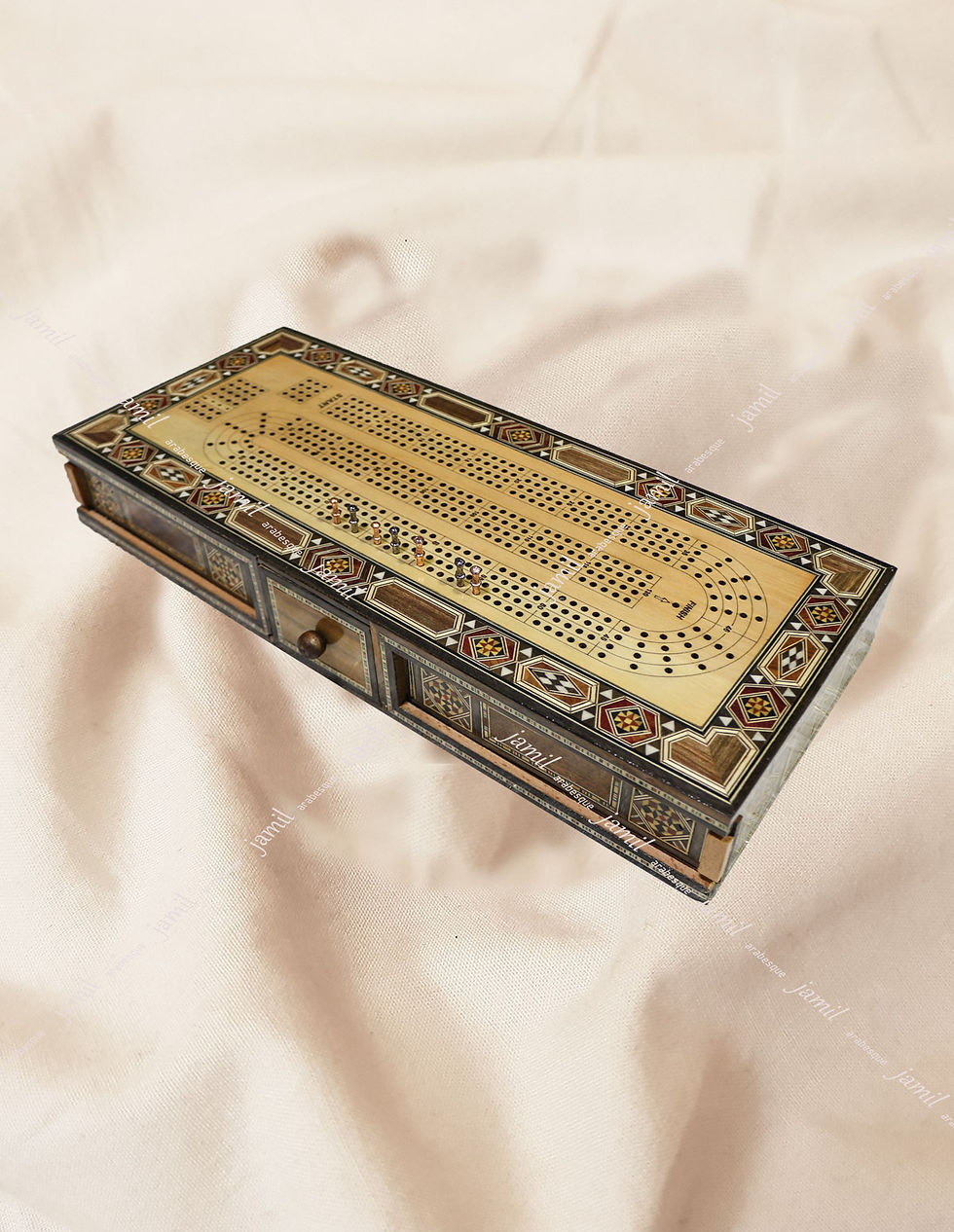 Thumbnail: HQ - Continuous Cribbage Board / Box 18 / 4 Tracks