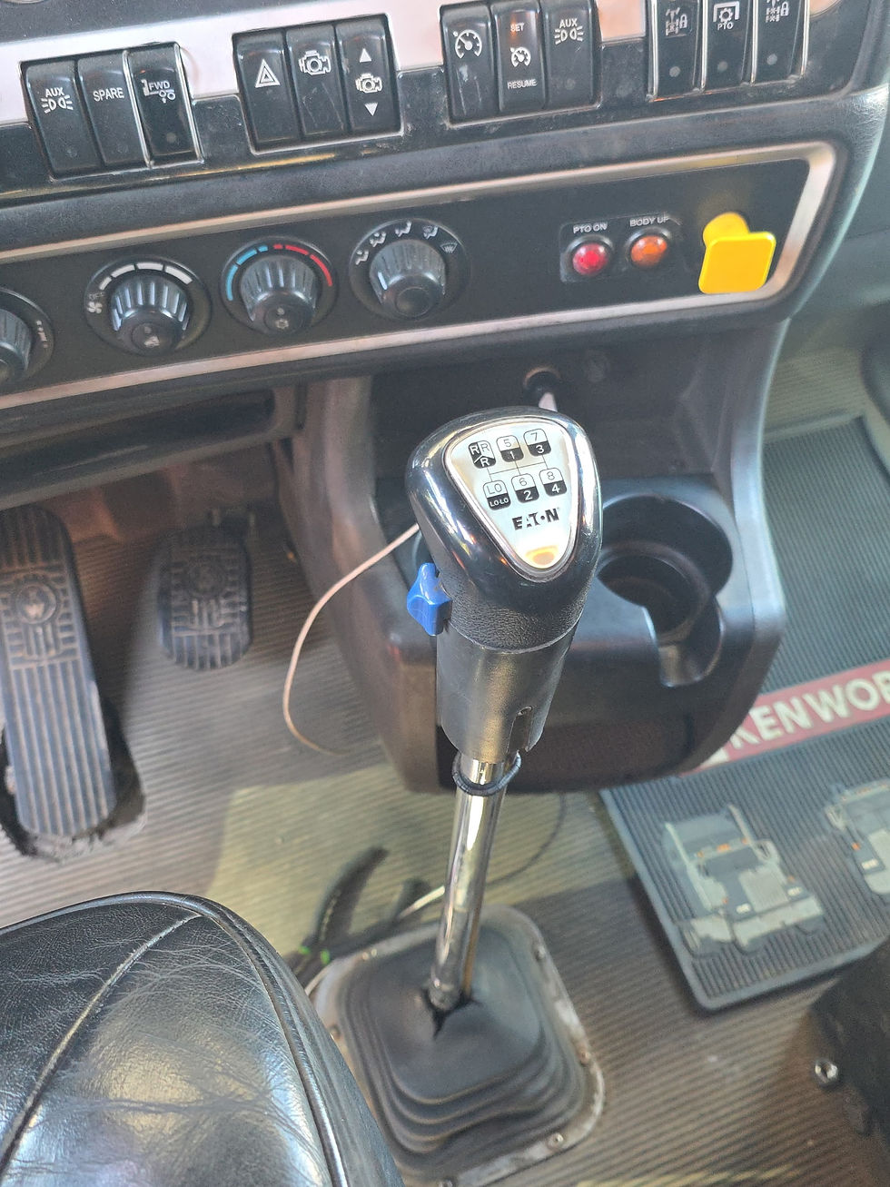 Thumbnail: 2019 W900 Kenworth