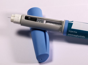 Why Physician Supervision Matters When Using Tirzepatide or Semaglutide for Weight Loss