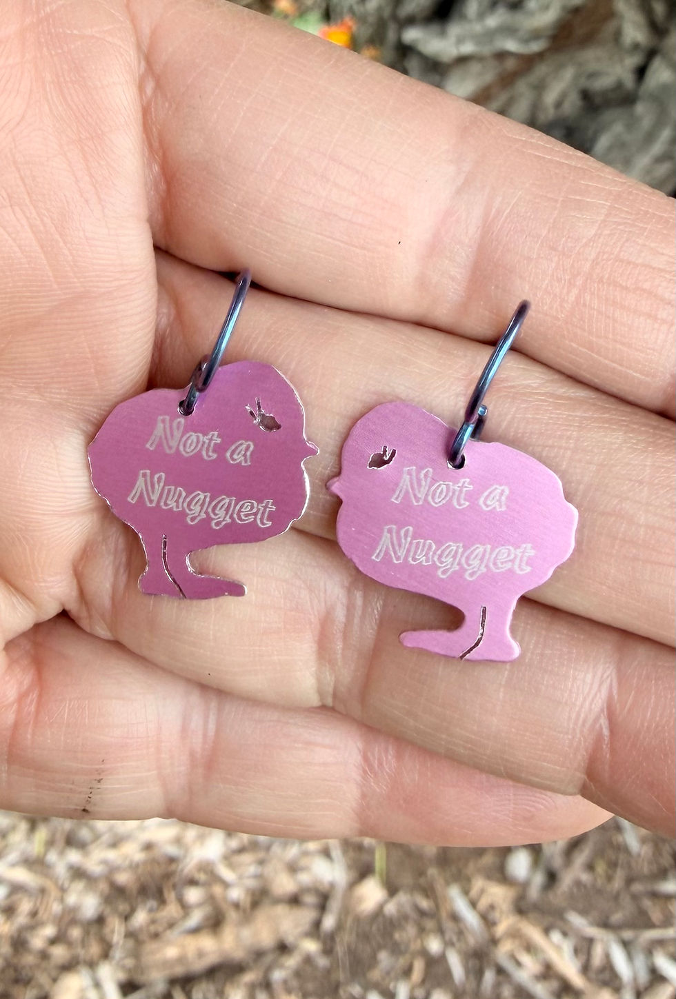 縮圖：Pink Not a Nugget Chick Earrings 