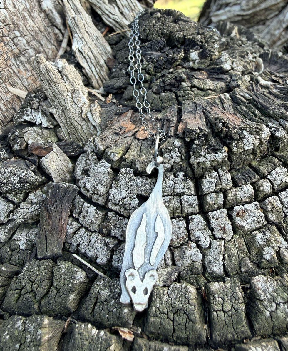 Miniatura: Hanging Opossum Necklace