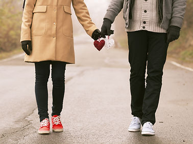 Çift kalpler holding