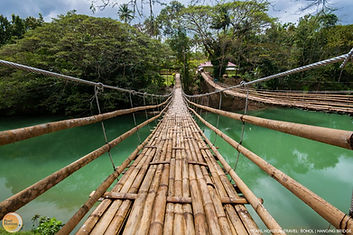 bohol-countryside-tour-bamboo-hanging-bridge-pearl-horizon-travel.jpg