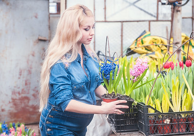 pregnant worker_adobe stock_3.jpeg