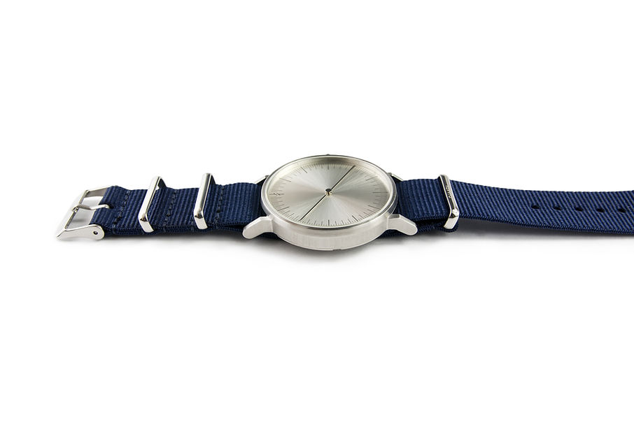 watches ,minimal watch , simpl watch ,one hand watch , modern watch ,nato strap, simplify watches , unisex watches