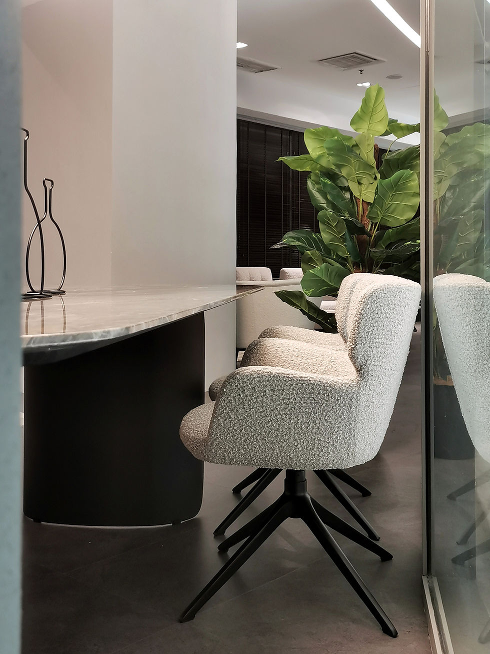 Thumbnail: Marco Swivel Chair