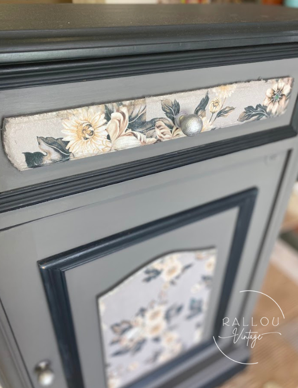 Μικρογραφία: Tissue Paper Decoupage - Vintage Wallpaper