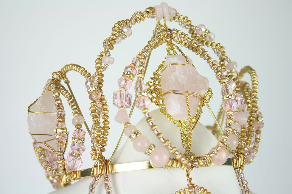 Thumbnail: Rose Quartz Delux Crown