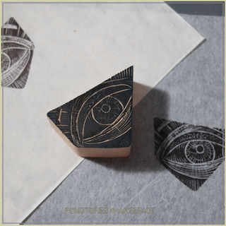 ON THE DESK | Wood Engraving Experiment