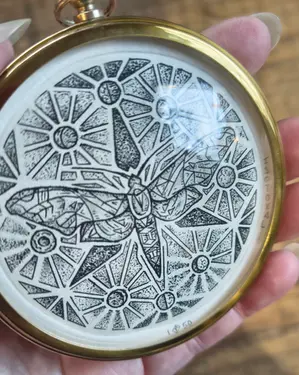 Isotoxal (Black) Brass_1638_2048_1.webp