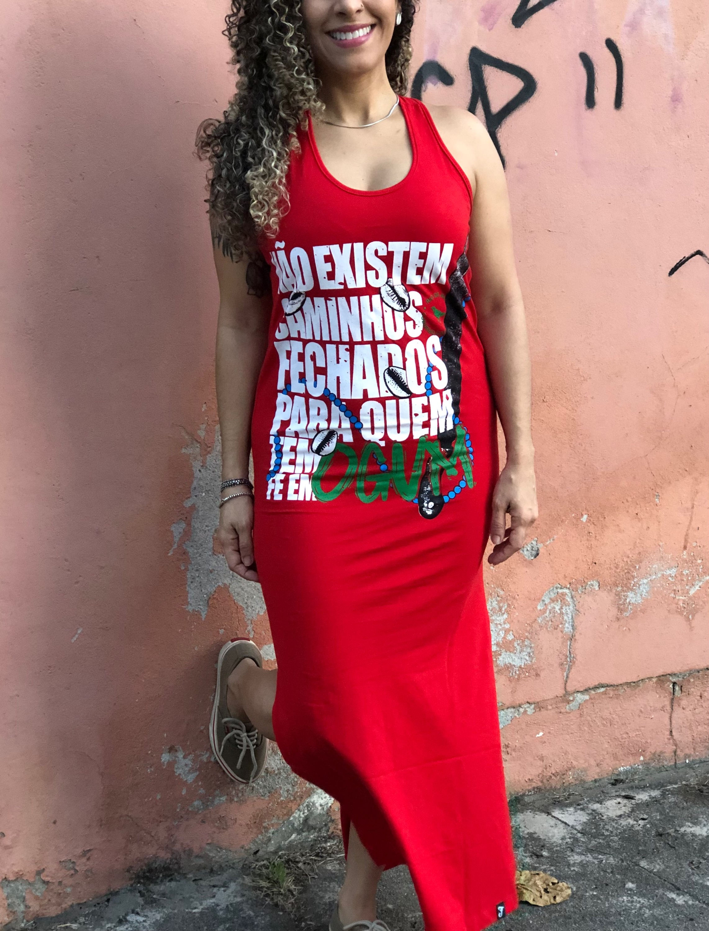 VESTIDO LONGO NÃO EXISTEM CAMINHOS FECHADOS VERMELHO