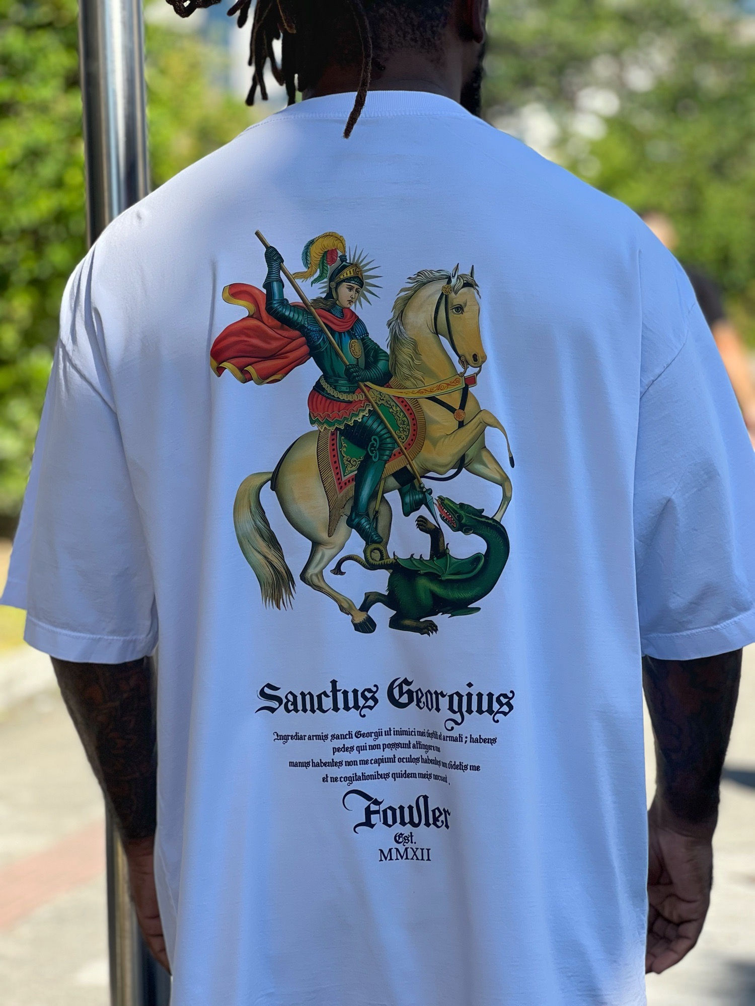 CAMISETA SANCTUS GEORGIUS OVERSIZED BRANCA STONE