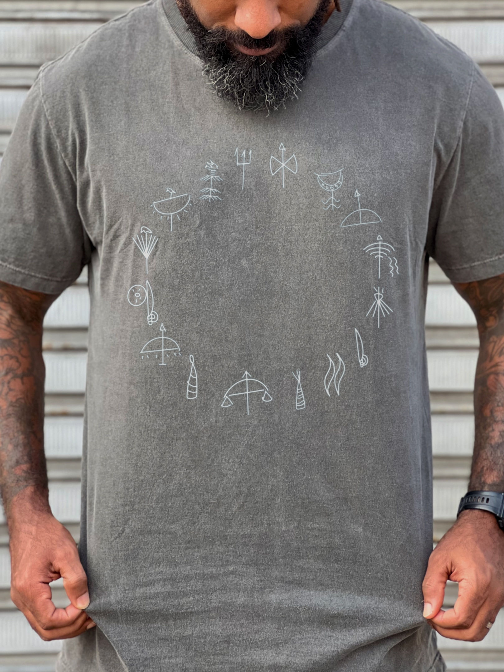 CAMISETA ORIXÁS CÍRCULO STONE CHUMBO