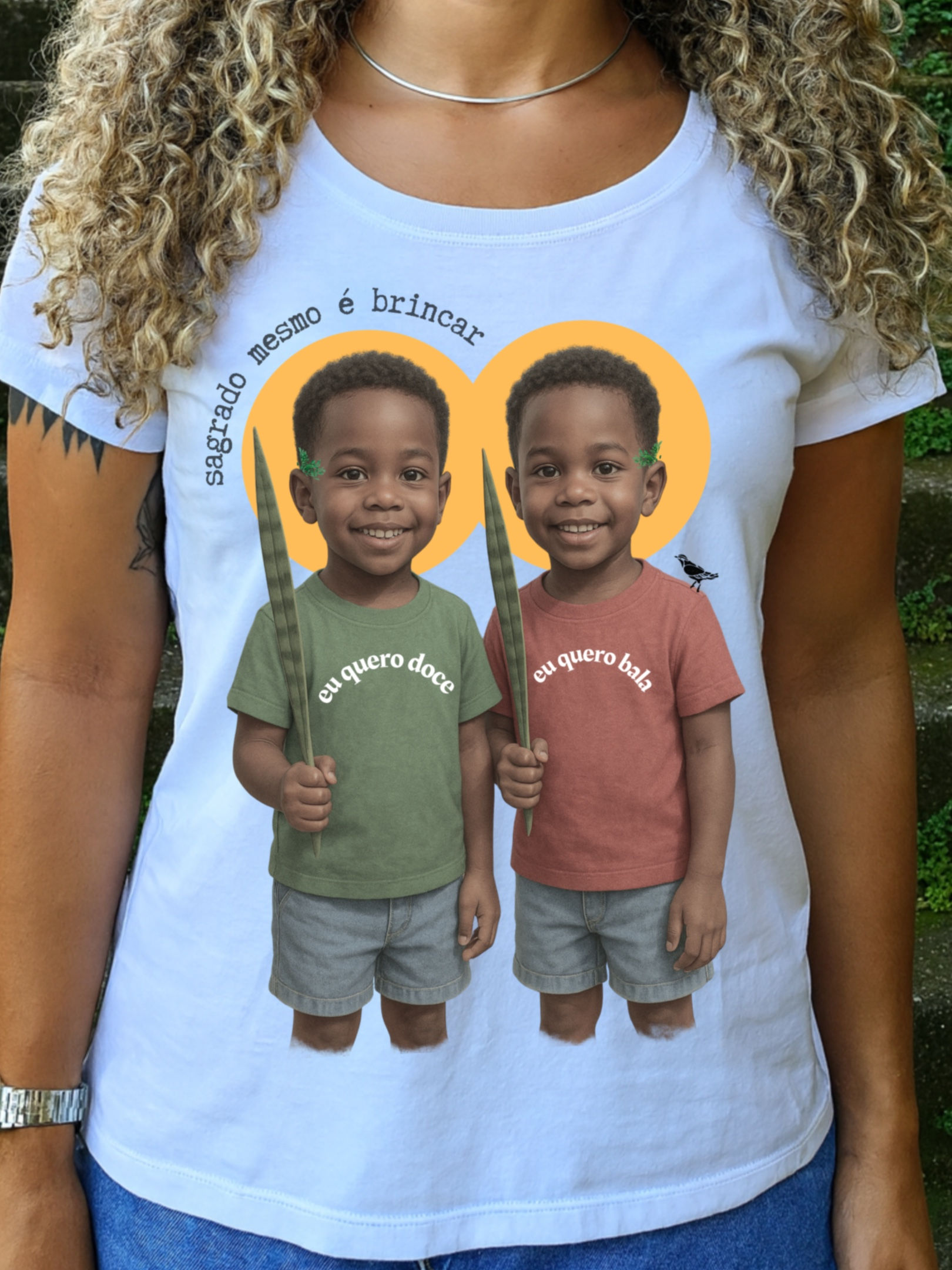 CAMISETA SAGRADO MESMO É BRINCAR BRANCA