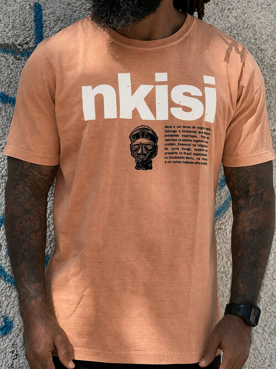 CAMISETA NKISI STONE CHUMBO