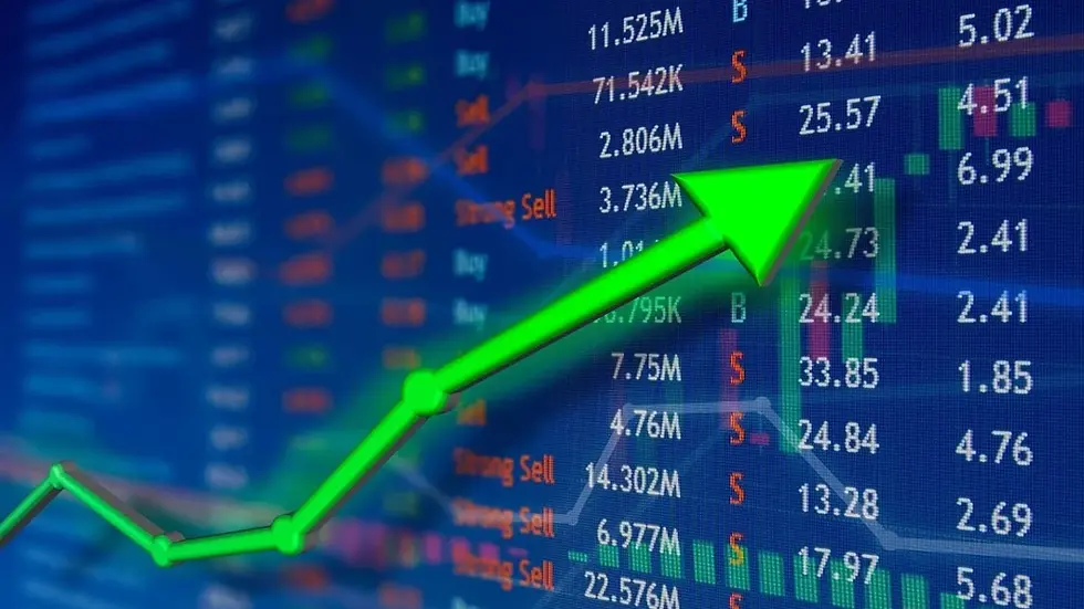 karbür artışlarını gösteren grafik üzerinde temsili ok