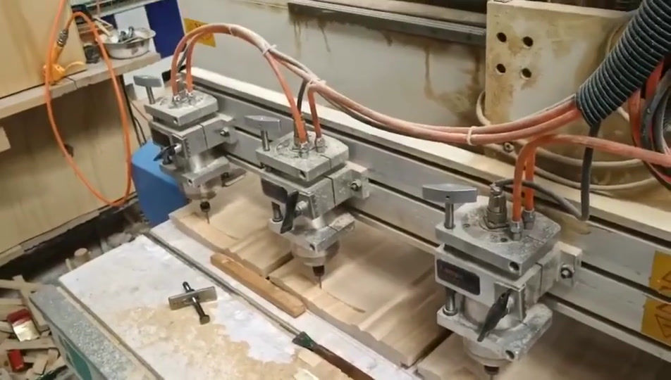 Küçük resim: 4 mm Karbür Ahşap Freze çalışma videosu