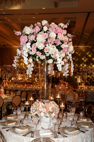 close up of centerpiece on Melissa Davis Designs table