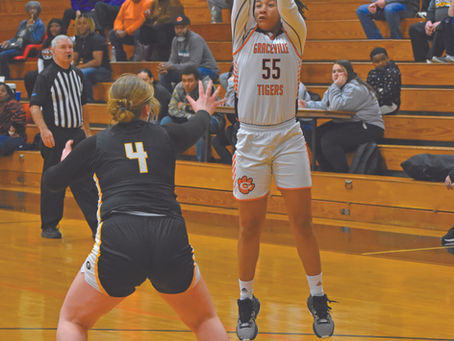 Lady Tigers continue winning streak