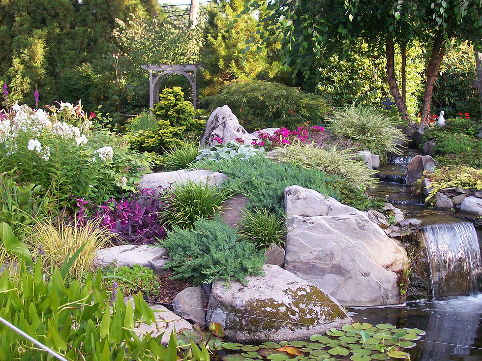 Dix Hills Water Feature