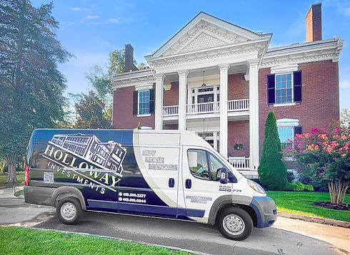 Holloway-Van-in-front-of-Mansion.jpg