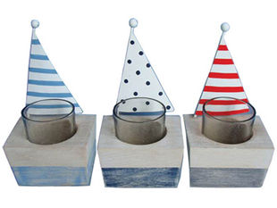 Enhance Your Home's Vibe with Cozy Sailboat Tea Light Holders Set of 3