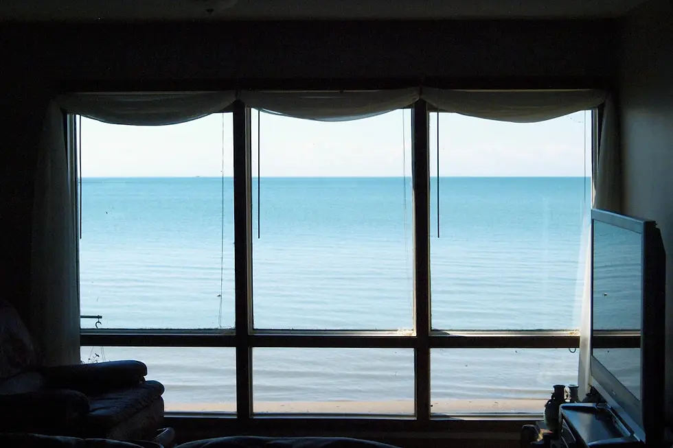 Transforming Your Living Room into a Beachy Paradise