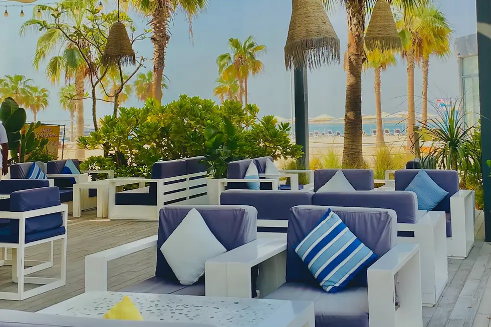 Furniture Styles That Complement Coastal Aesthetics