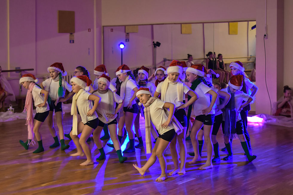 Dejas audzēkņu vakars