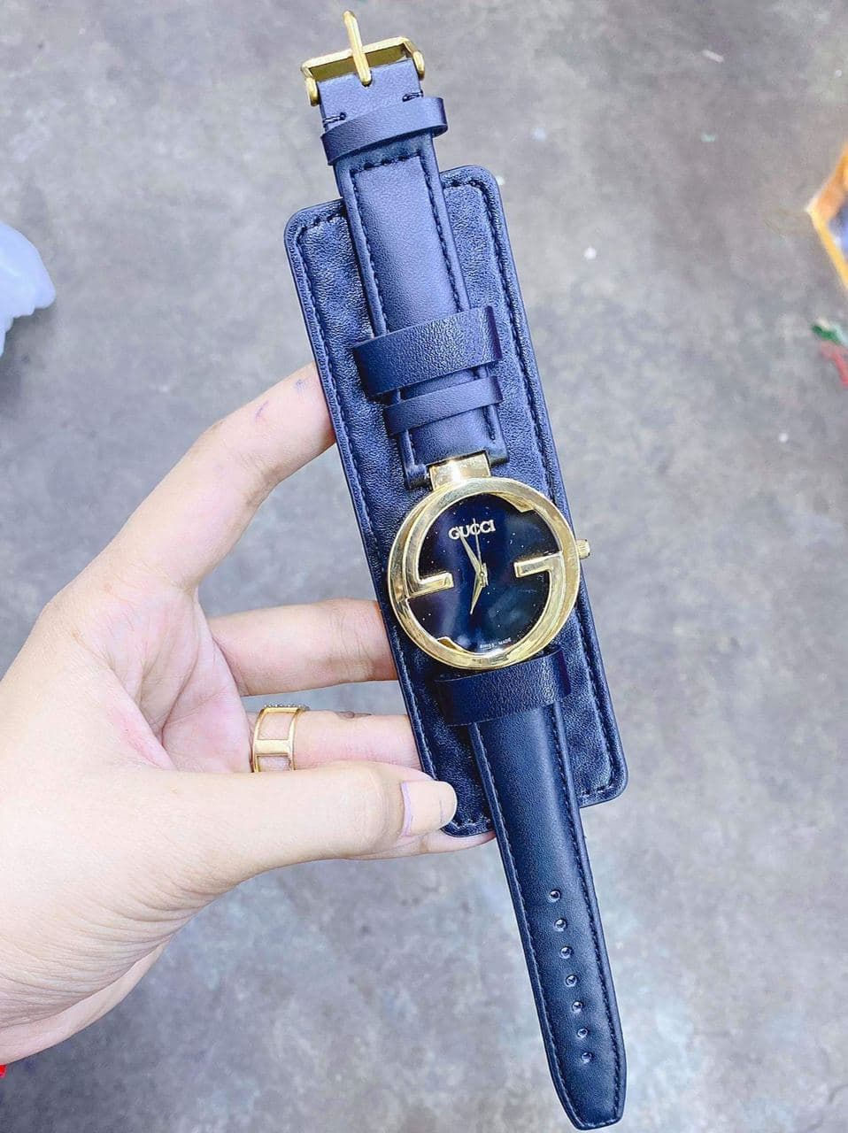 Thumbnail: នាឡិការដៃ