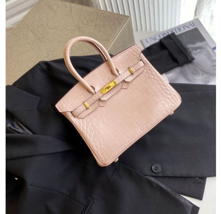 Thumbnail: HERMES&GUCCI