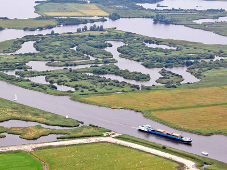 Sportboote werden von den schnellen Frachter oft übersehen.