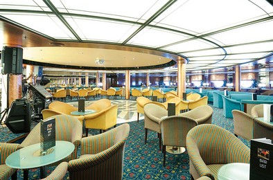 MSC Sinfonia lounge és fedélzeti pihenés - tengeri nap | HJTD - HAJÓUTAD